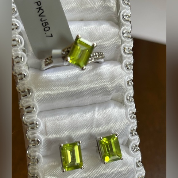 NWT SET!! 4.62 ct CHANGBAI PERIDOT TOPAZ EARRINGS/RING SIZE 7. Ltd Edit 1 of 77! - Picture 8 of 10